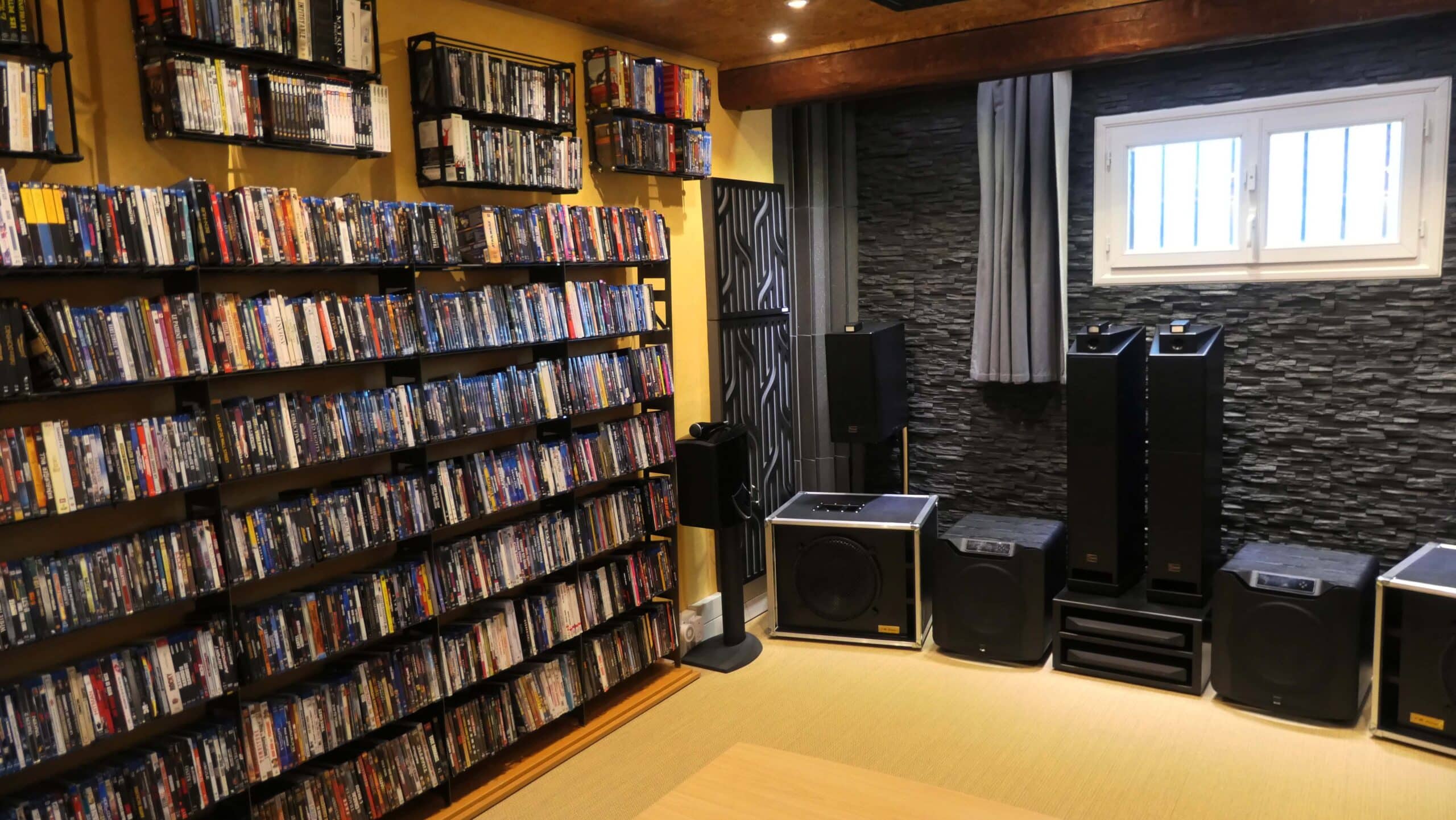 systeme-complexe-Haute-fidélité-Home-cinéma-high-end-1