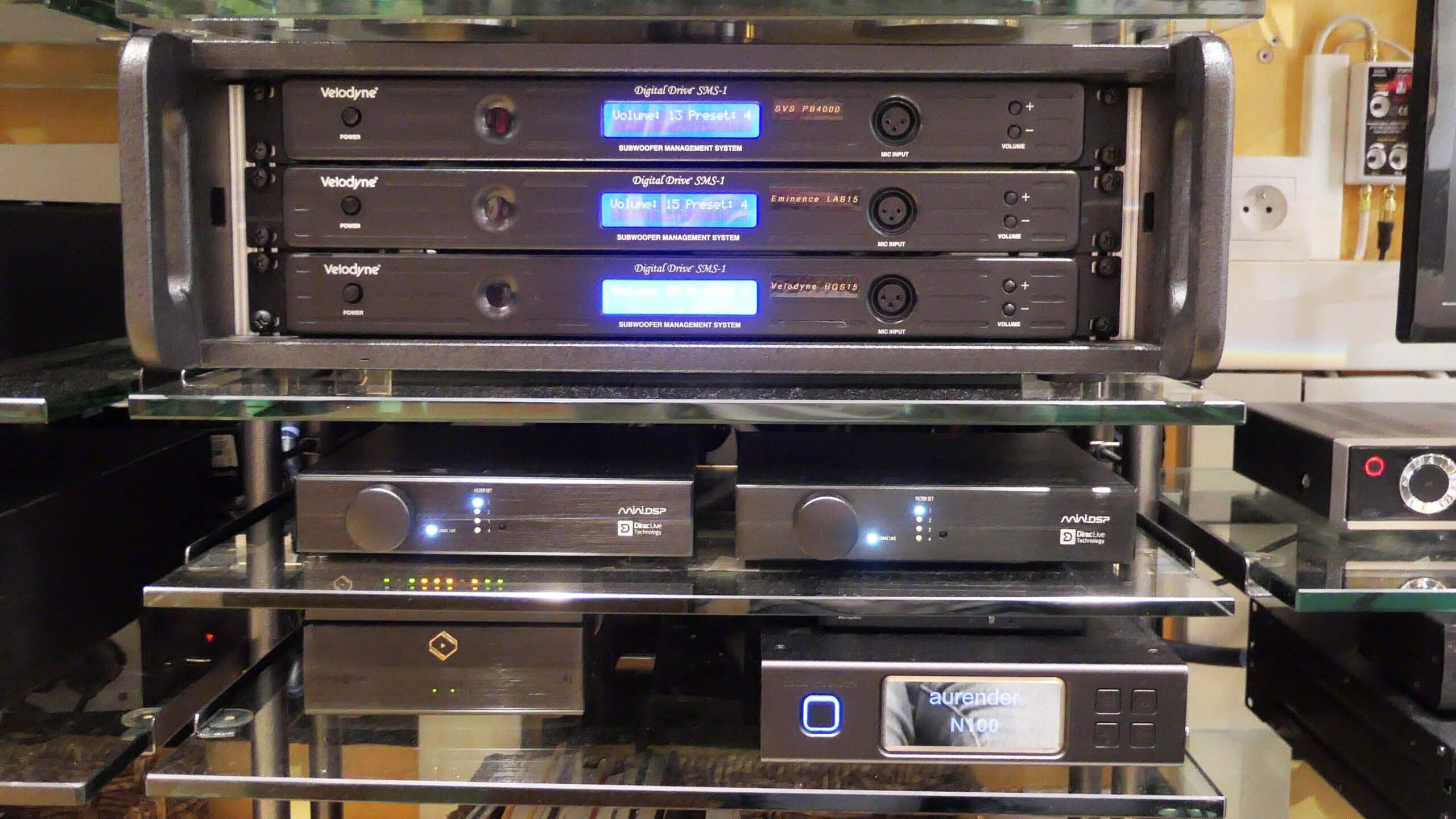 systeme-complexe-Haute-fidélité-Home-cinéma-high-end-11