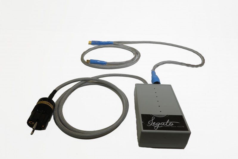 Referenza Superiore Numérique USB Alimenté